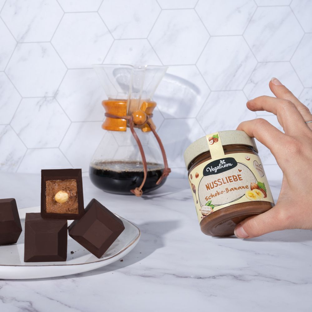 Veganes Rezept mit Nussliebe, vegane Schoko-Banane Creme - Pralinen