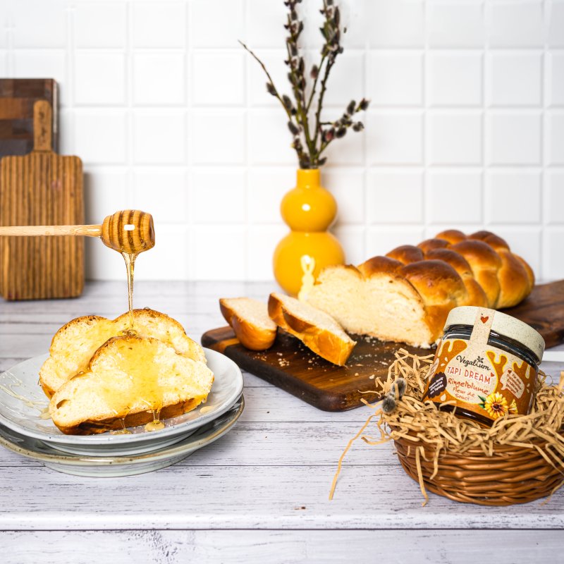 Veganes Rezept: Tapi Dream mit Ringelblume, der fructosearmen Honig-Alternative