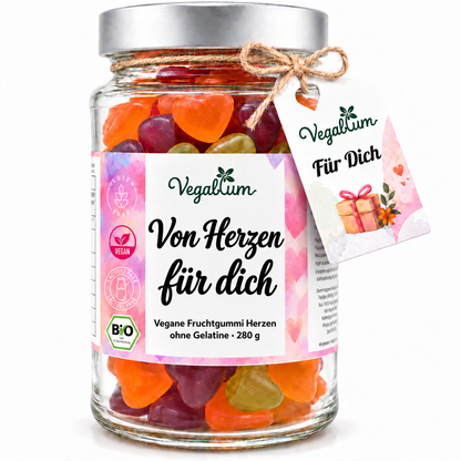 Personalisiertes Vegablum Glas mit 280 g Bio Fruchtgummi Herzen. Textbeispiel: Von Herzen / für dich