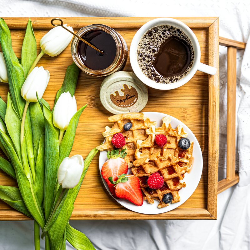 Veganes Rezept: Vegane Waffeln mit Tapi Dream Kakao fructosearm, vegane Honig-Alternative