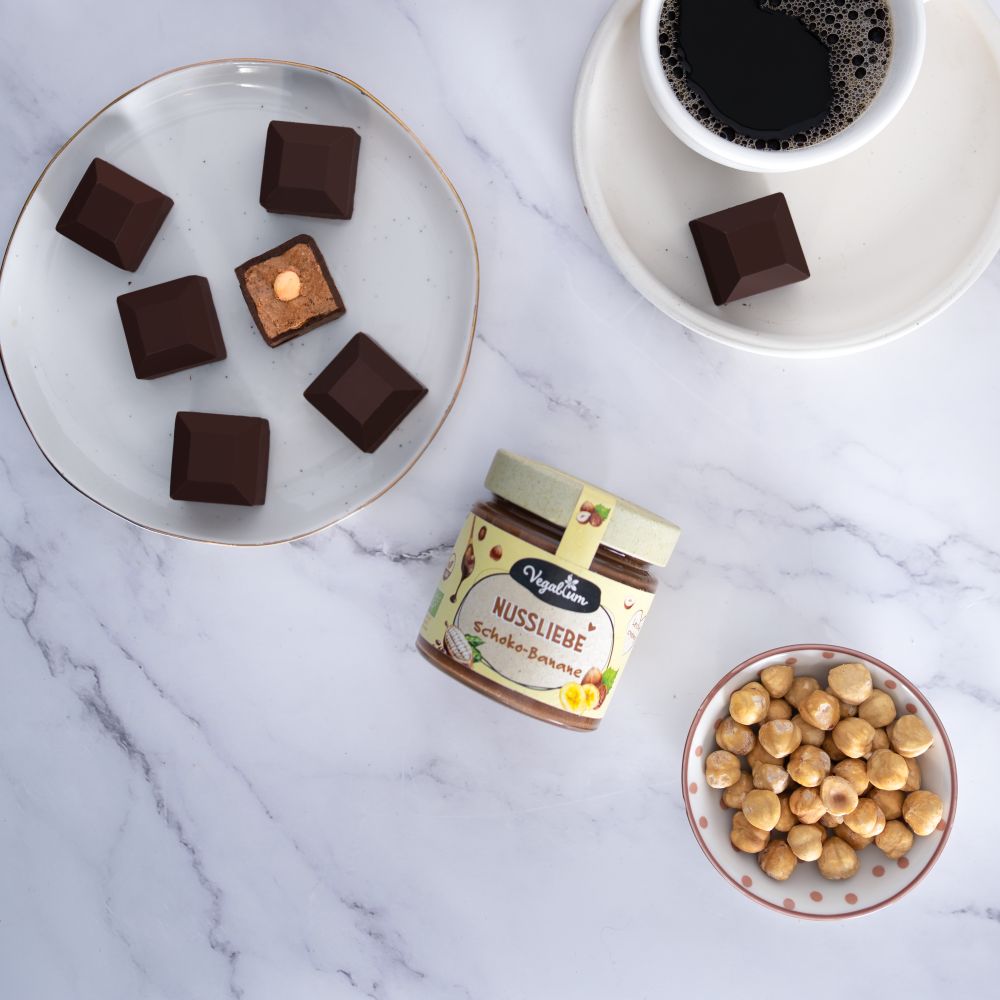 Veganes Rezept mit Nussliebe, vegane Schoko-Banane Creme - Pralinen