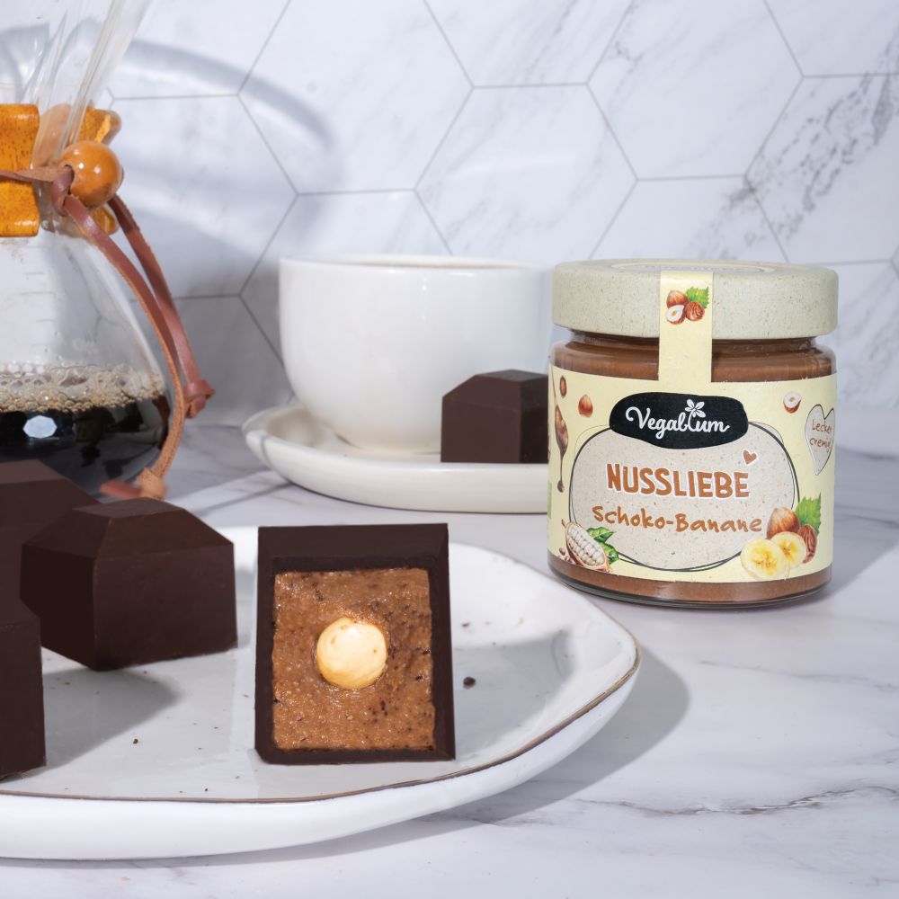 Veganes Rezept mit Nussliebe, vegane Schoko-Banane Creme - Pralinen